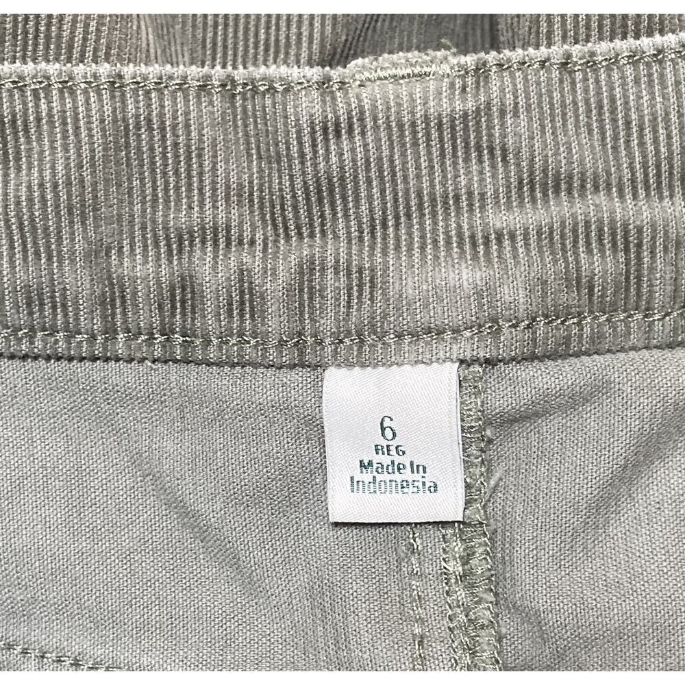 LL Bean Pine Green Micro Corduroy Pants Womens 6 Straight Leg Favorite Fit Bean - Picture 6 of 8